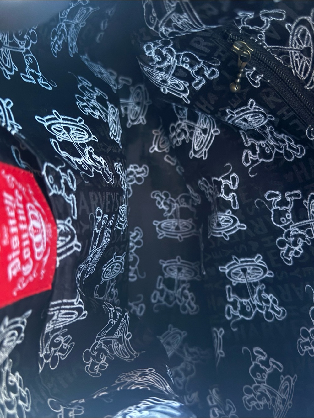 Harveys Disney Steamboat Willie Bucket Bag - Picture 3 of 8